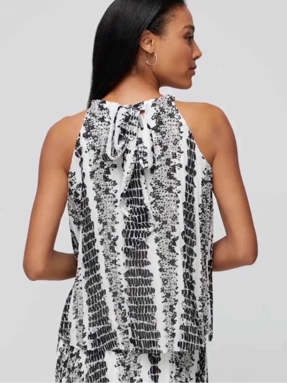 NWT WHBM Chain Neck Halter Top